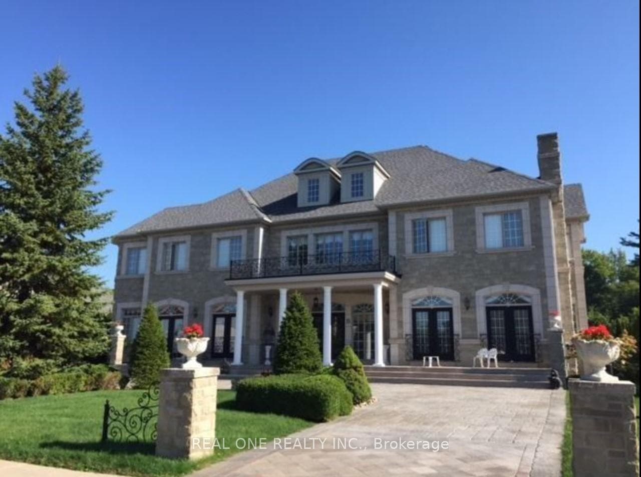 15 Odessa Crescent photo 1