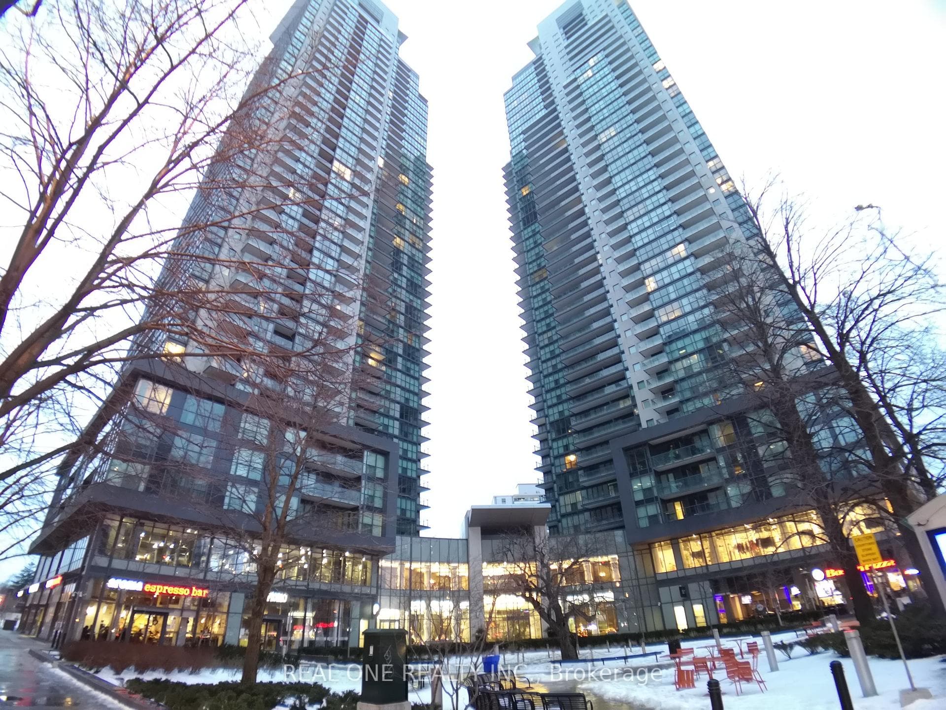 5162 Yonge Street Unit 905 photo 1