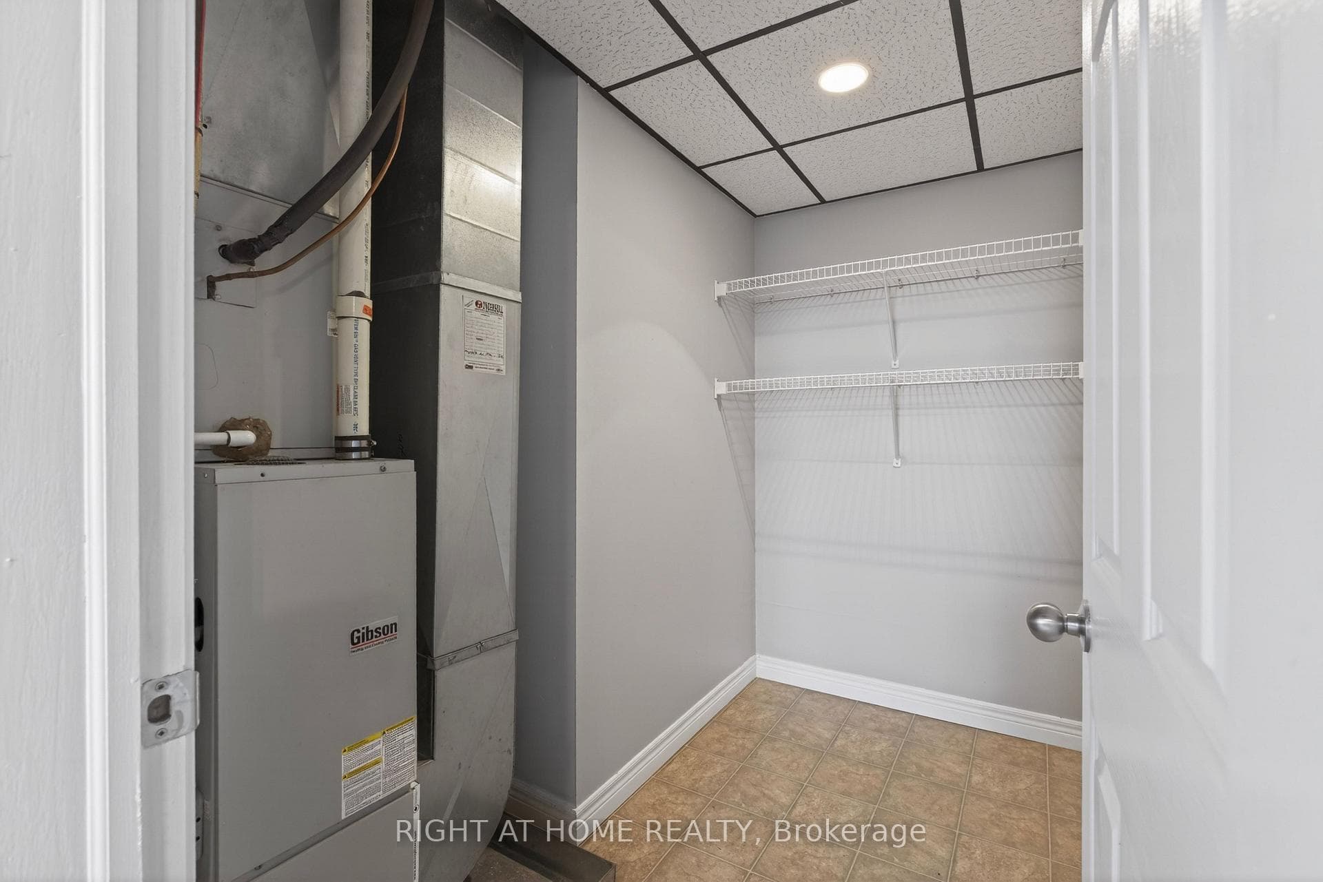 3 St Andrew Street Unit 2 photo 15