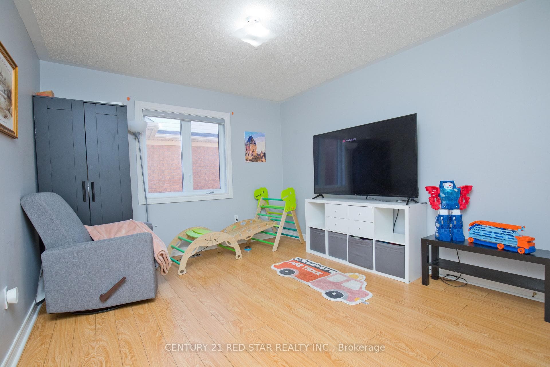 3 Okanagan Drive photo 35
