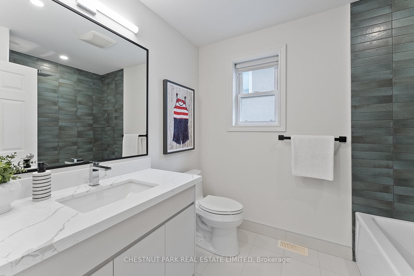 207 Glengarry Avenue photo 30