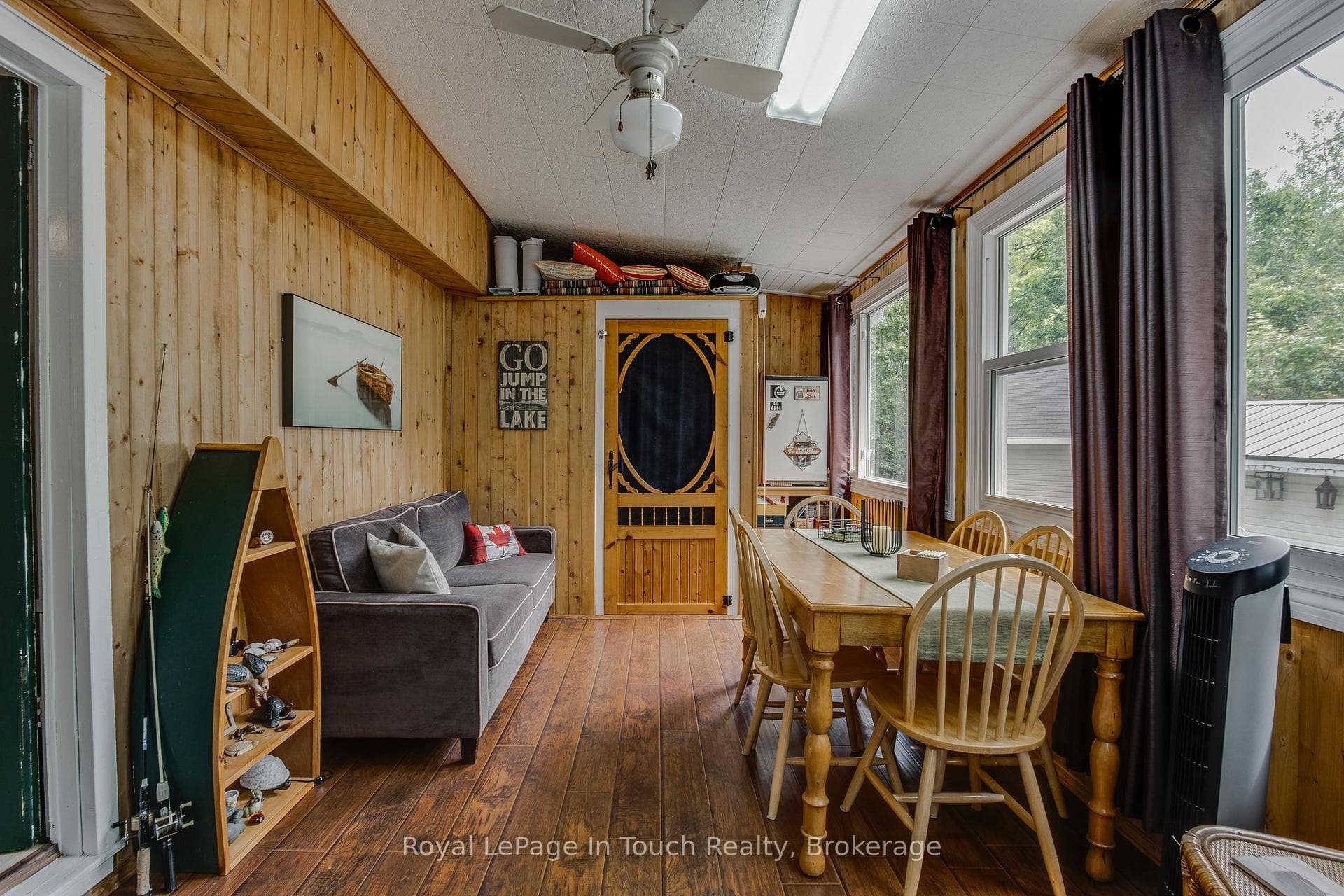 9 EARLDOM Boulevard photo 18
