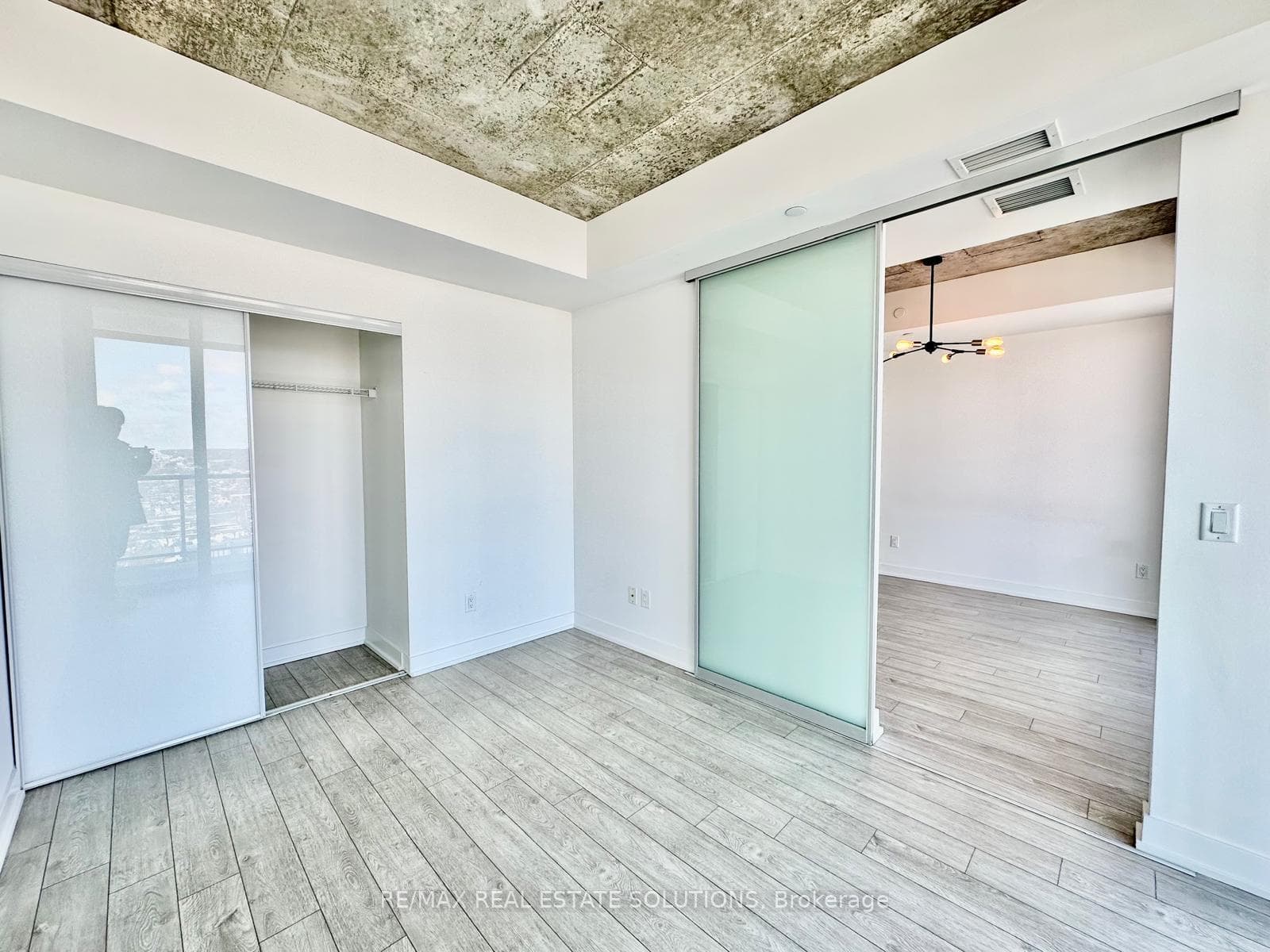15 Baseball Place Unit 1703 photo 10