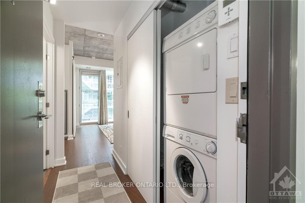 349 MCLEOD Street Unit 428 photo 5