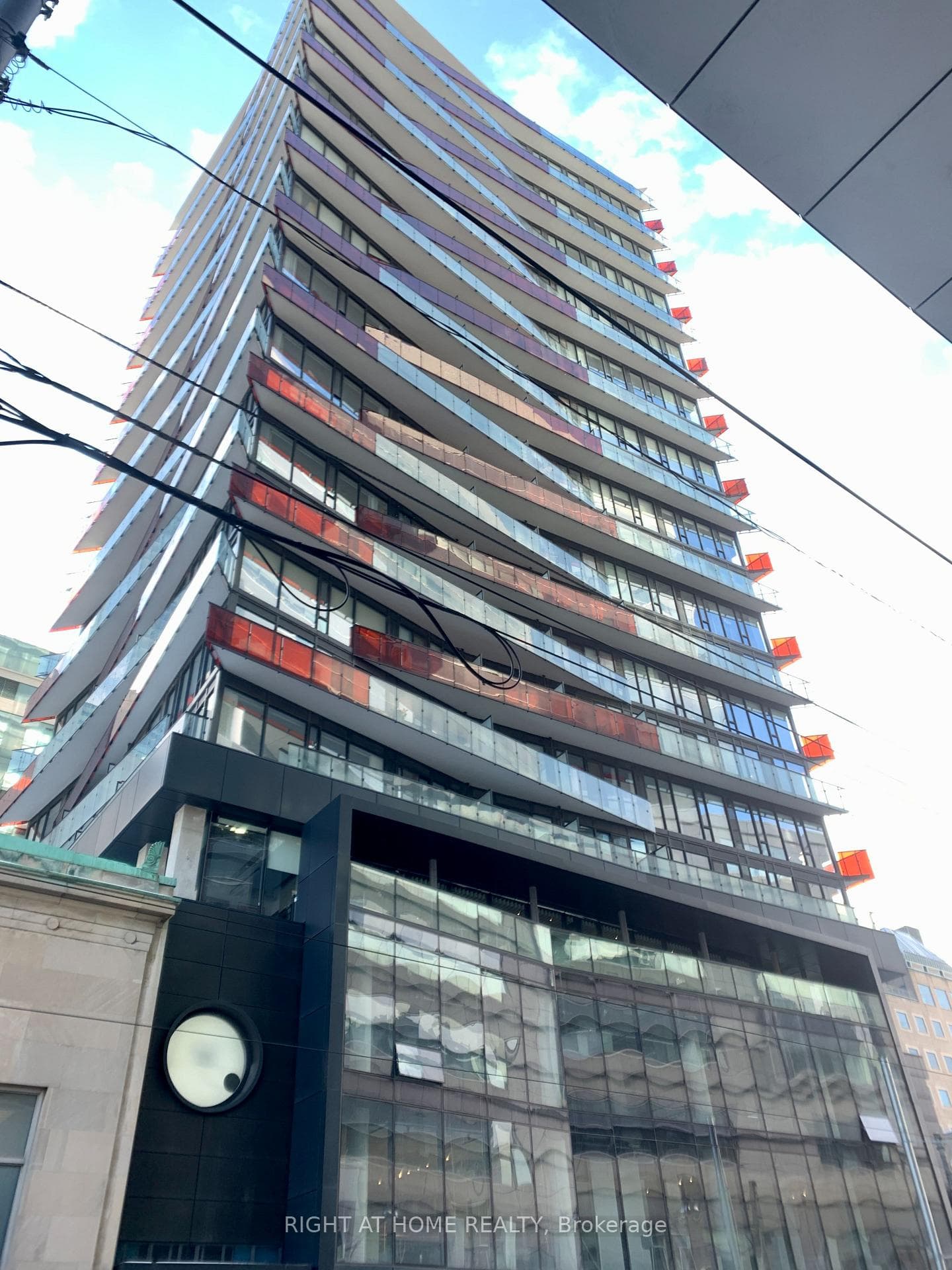 215 Queen Street Unit 2407 photo 1