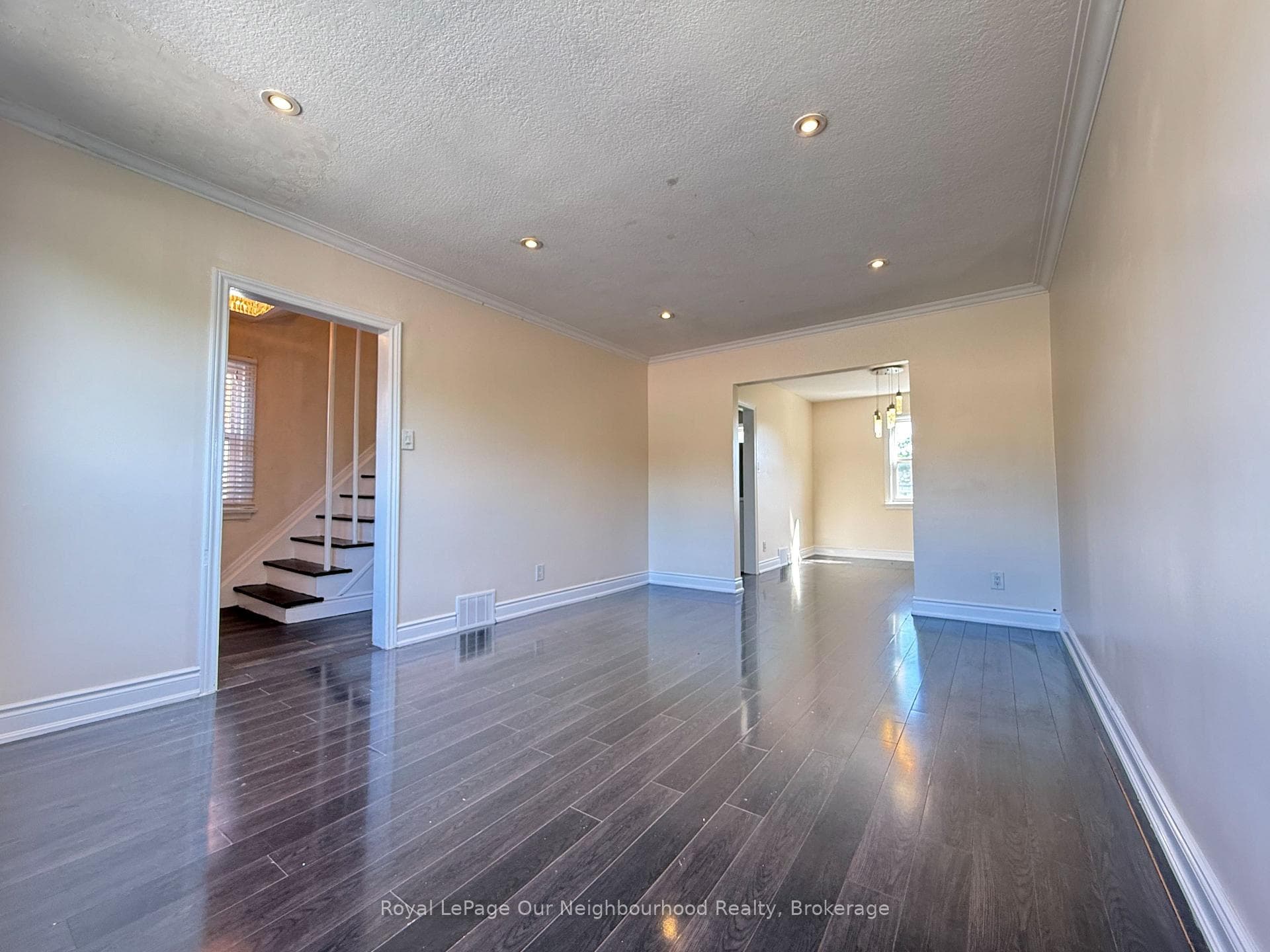 728 Weston Road photo 3