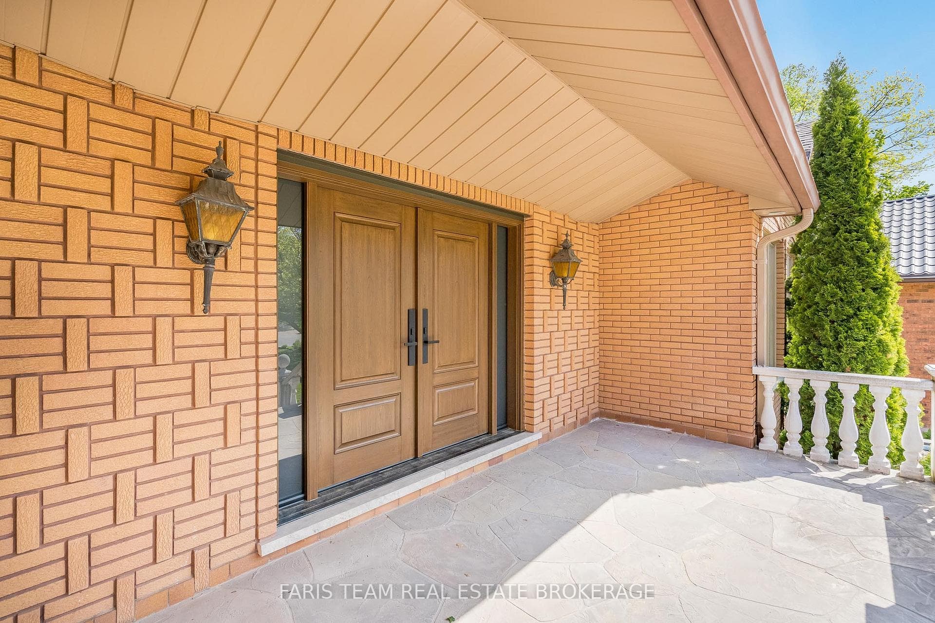 58 Woodcrest Road photo 4