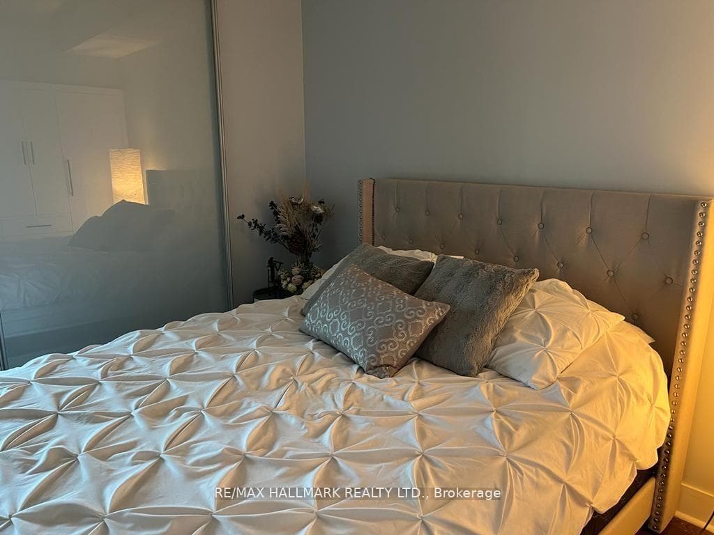 26 Norton Avenue Unit 506 photo 6