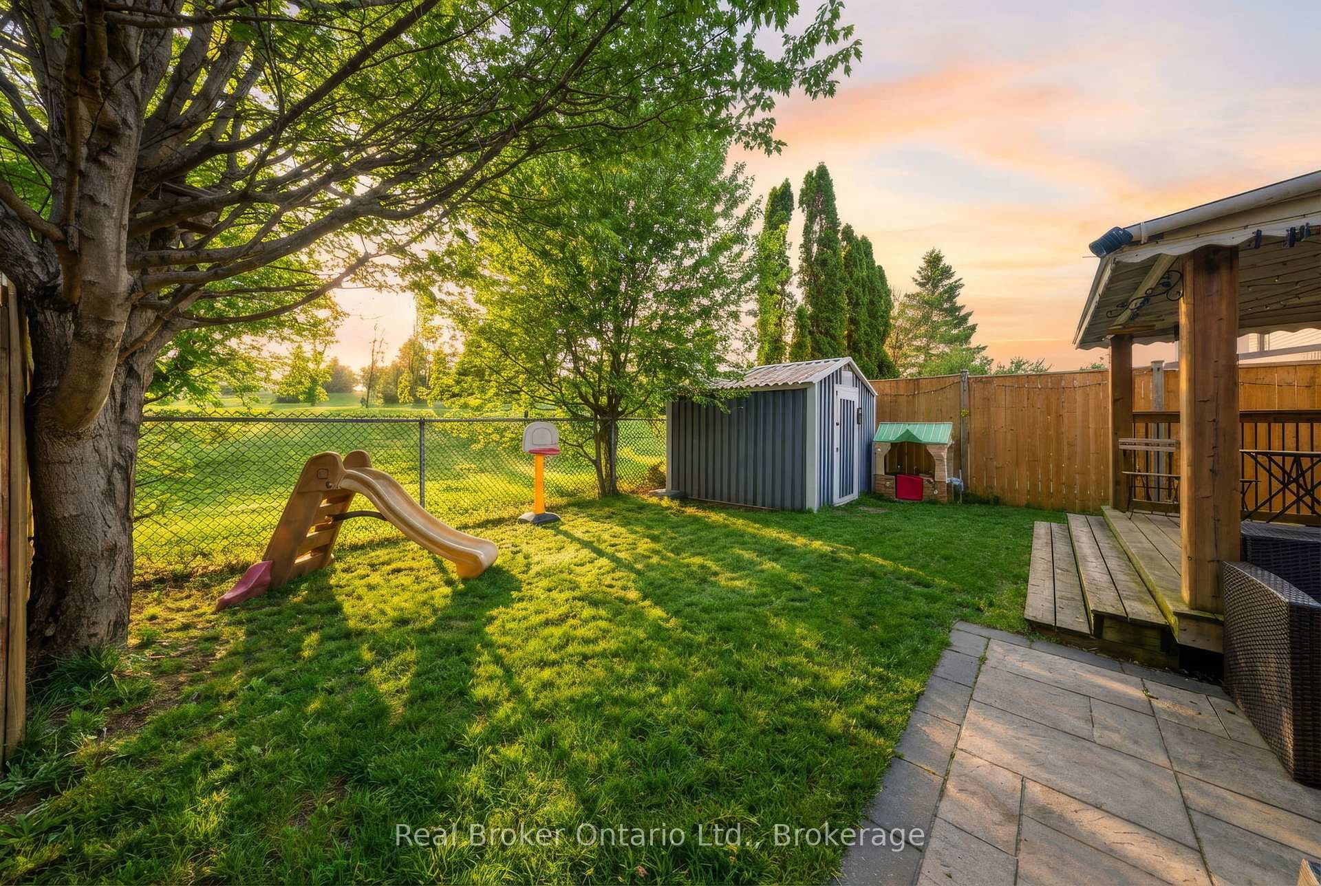58 Leacock Avenue photo 36