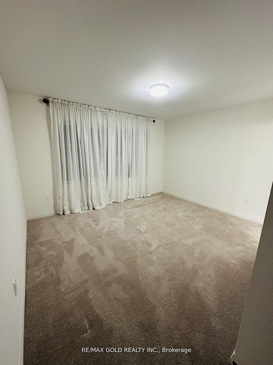 5 Bluebird Boulevard photo 19