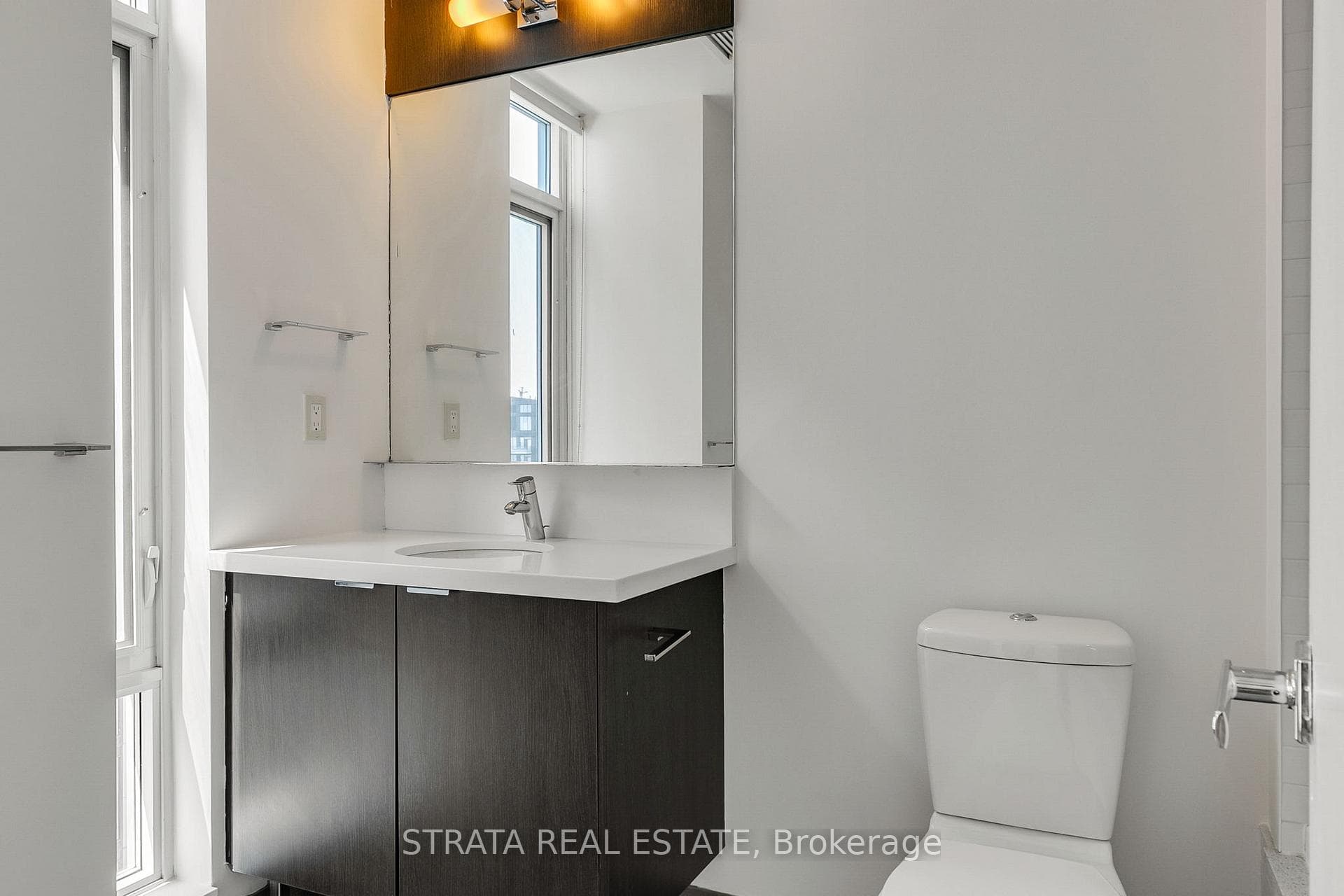 21 Widmer Avenue Unit 4202 photo 18