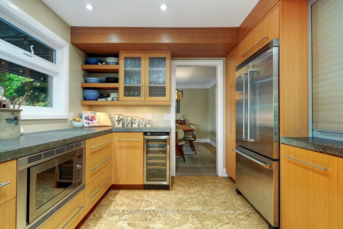 5 Tiffany Crescent photo 15