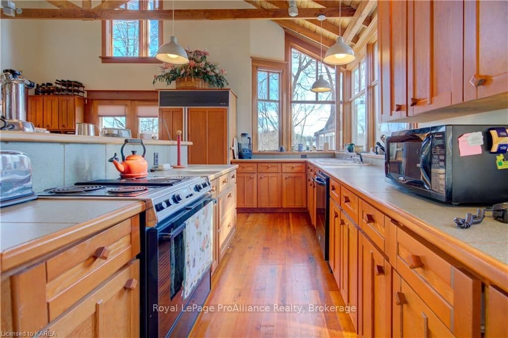 200 SUGAR BUSH LANE N/A photo 21