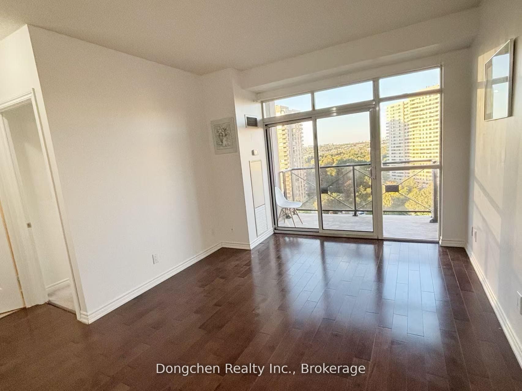 133 Wynford Drive Unit 1401 photo 6