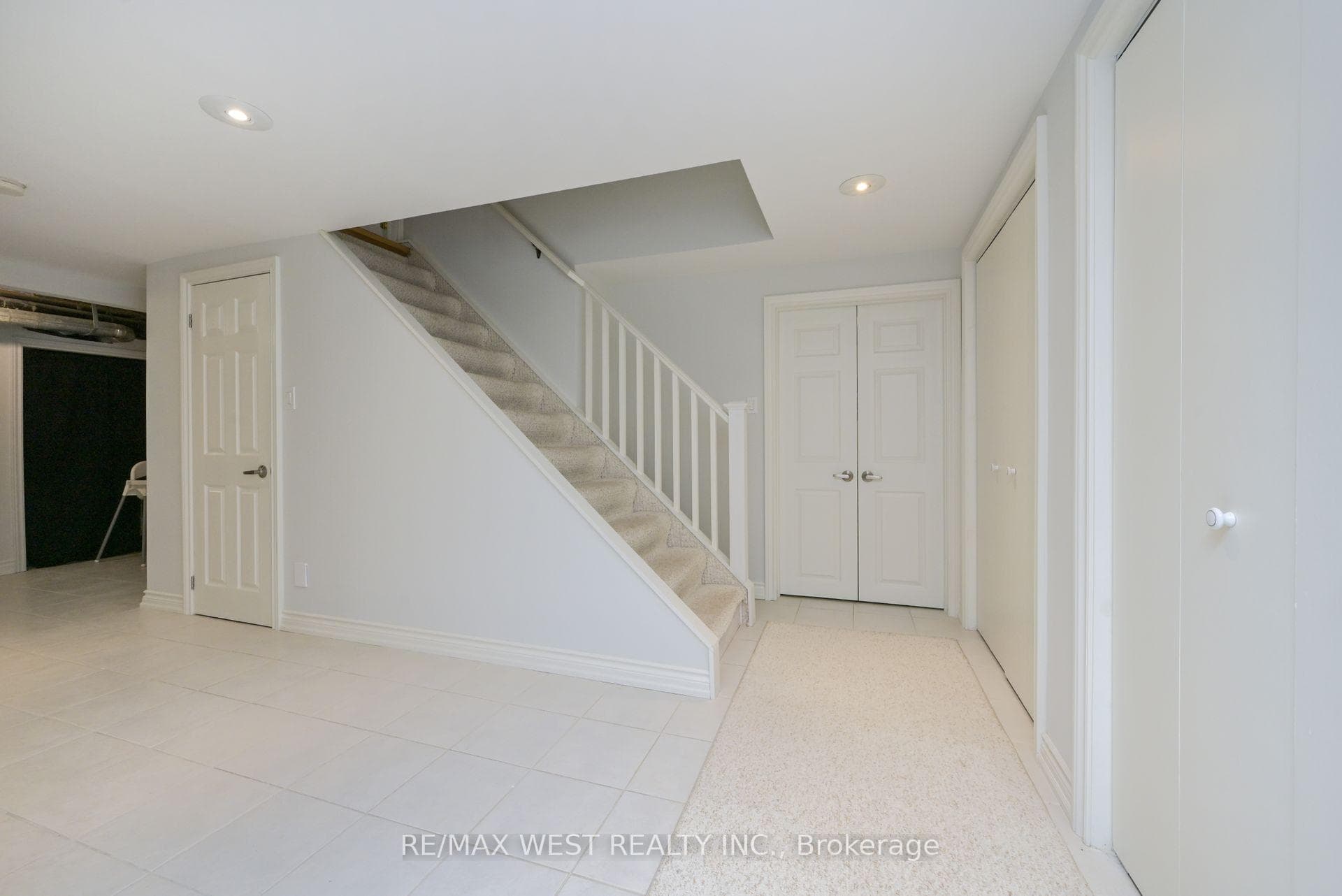 24 Cedarwood Crescent photo 27