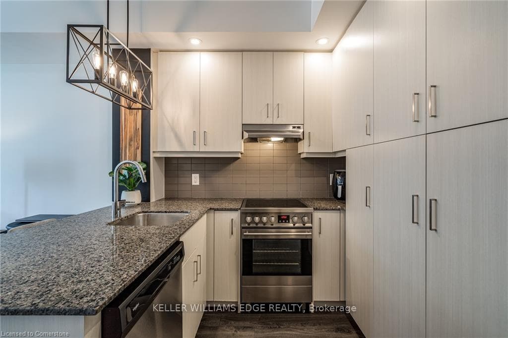40 Esplanade Lane Unit 202 photo 10