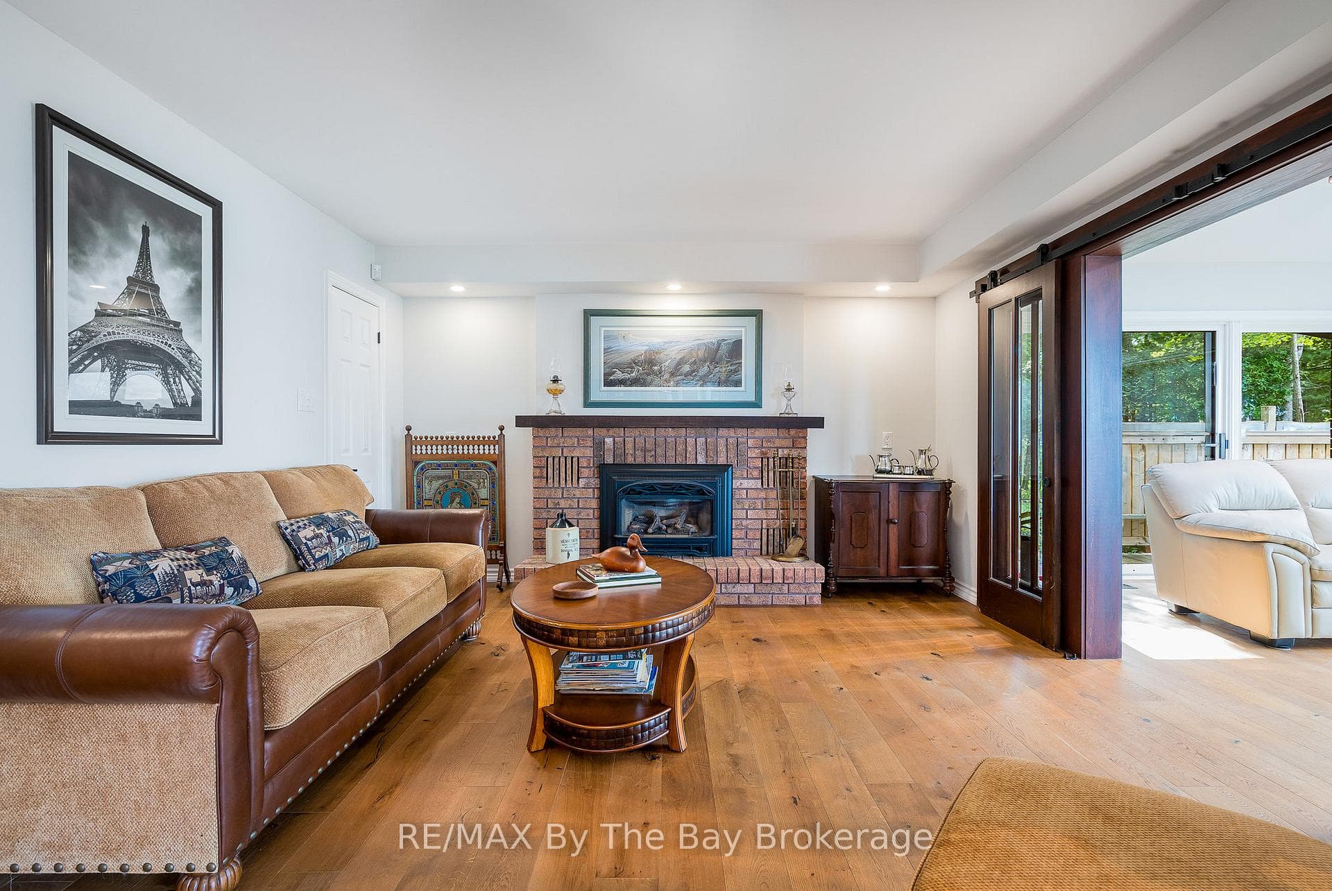 38 Willow Drive photo 11