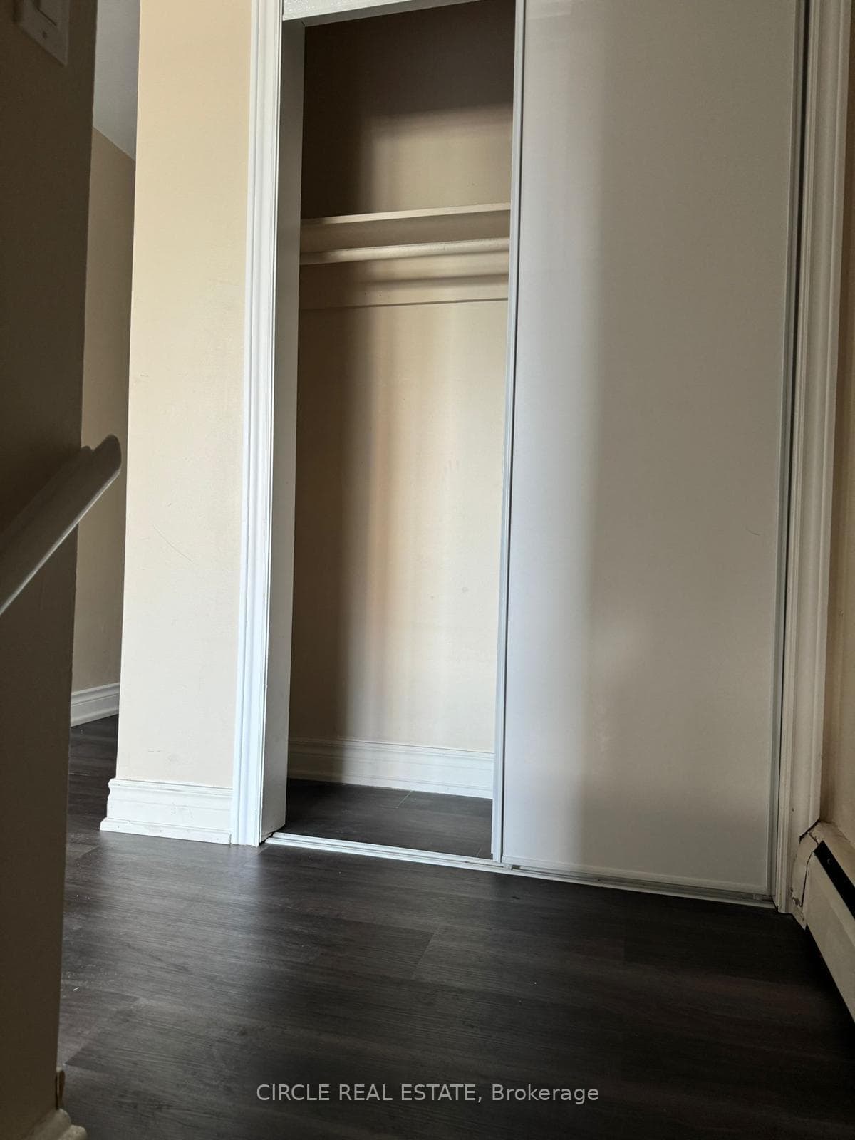 3828 Bloor Street photo 3