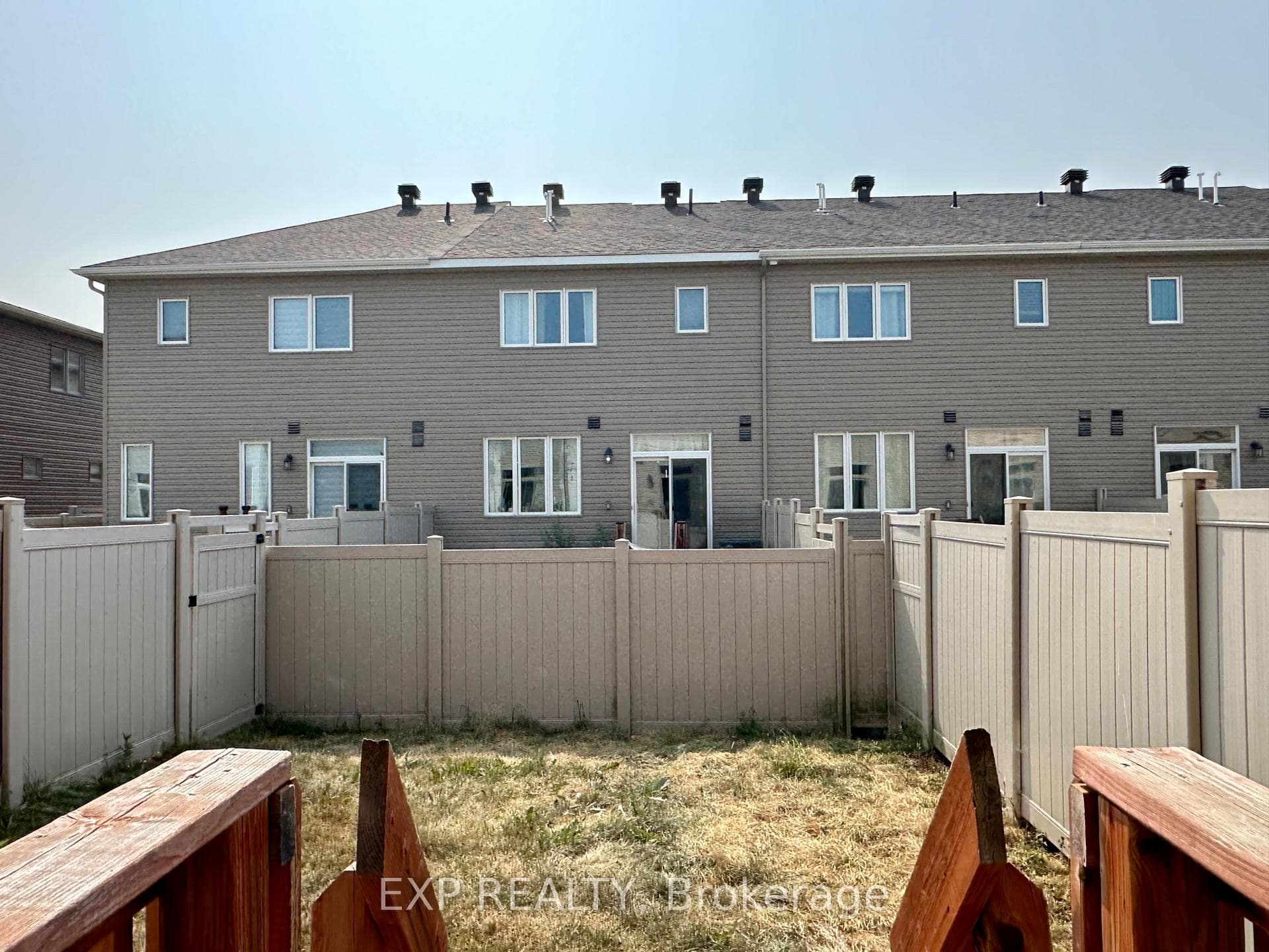 2470 Waterlilly Way photo 8