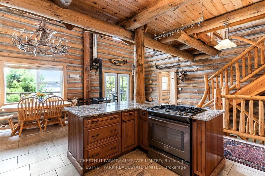 1068 Rattlesnake Road photo 6