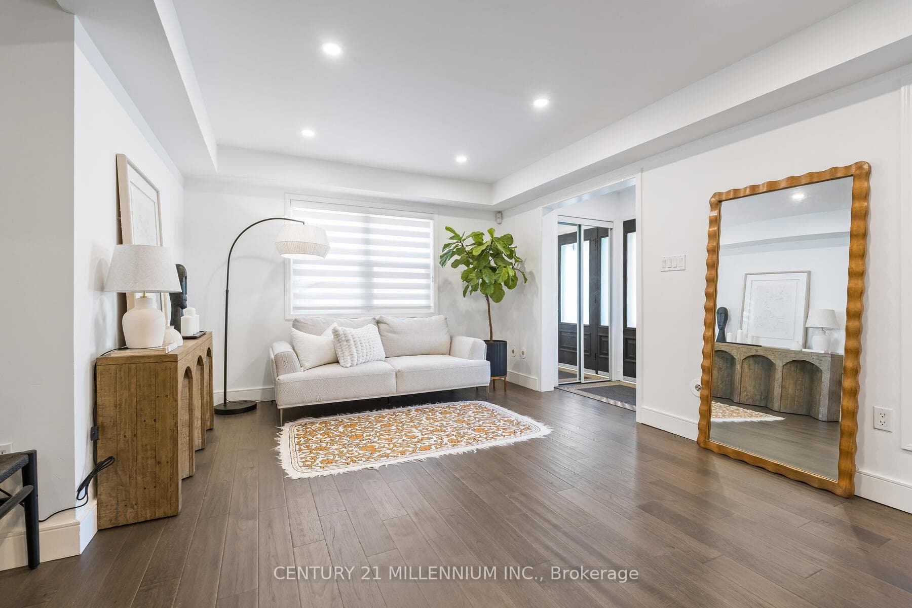 672 Holly Avenue photo 4