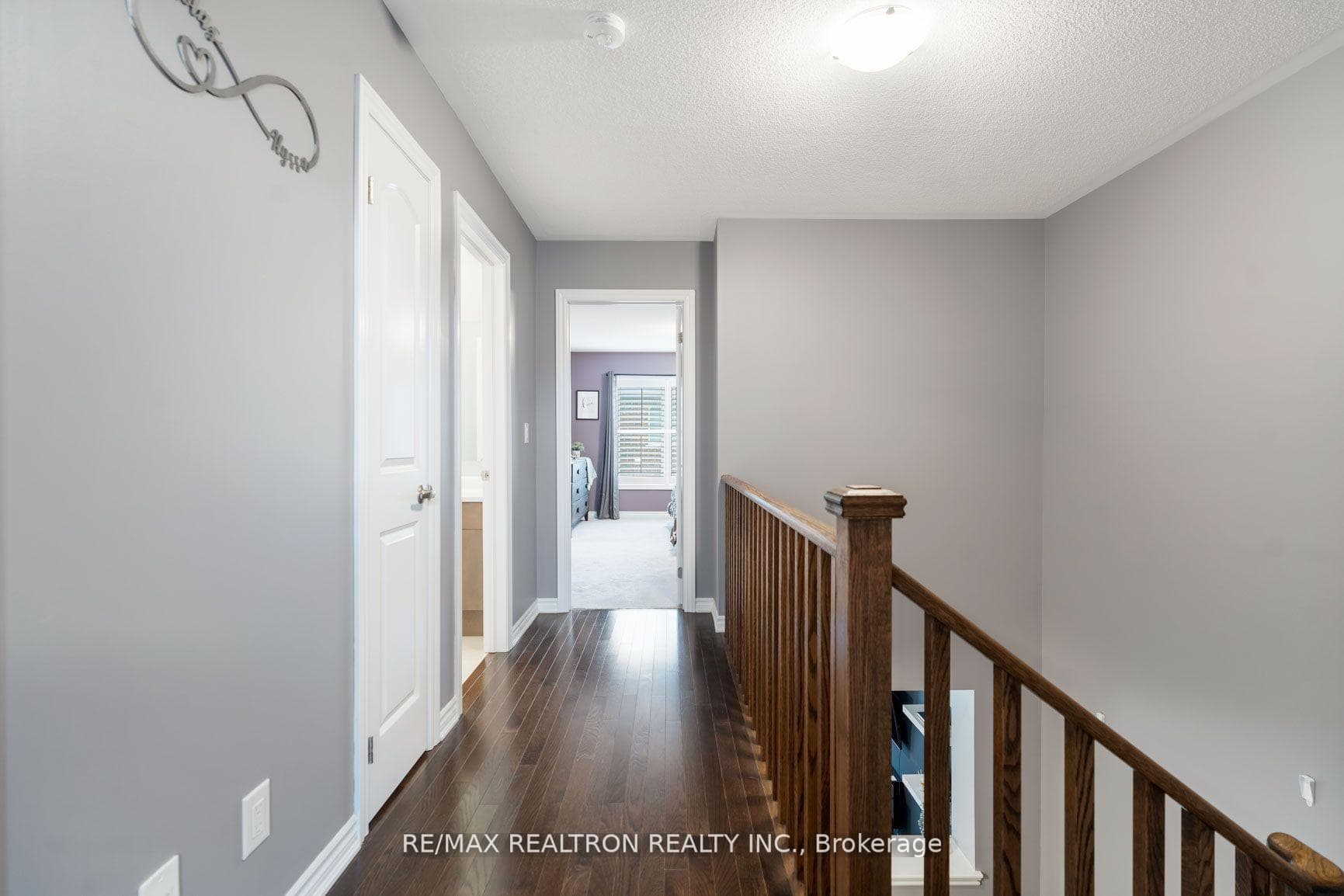 19 Sutcliffe Drive photo 4