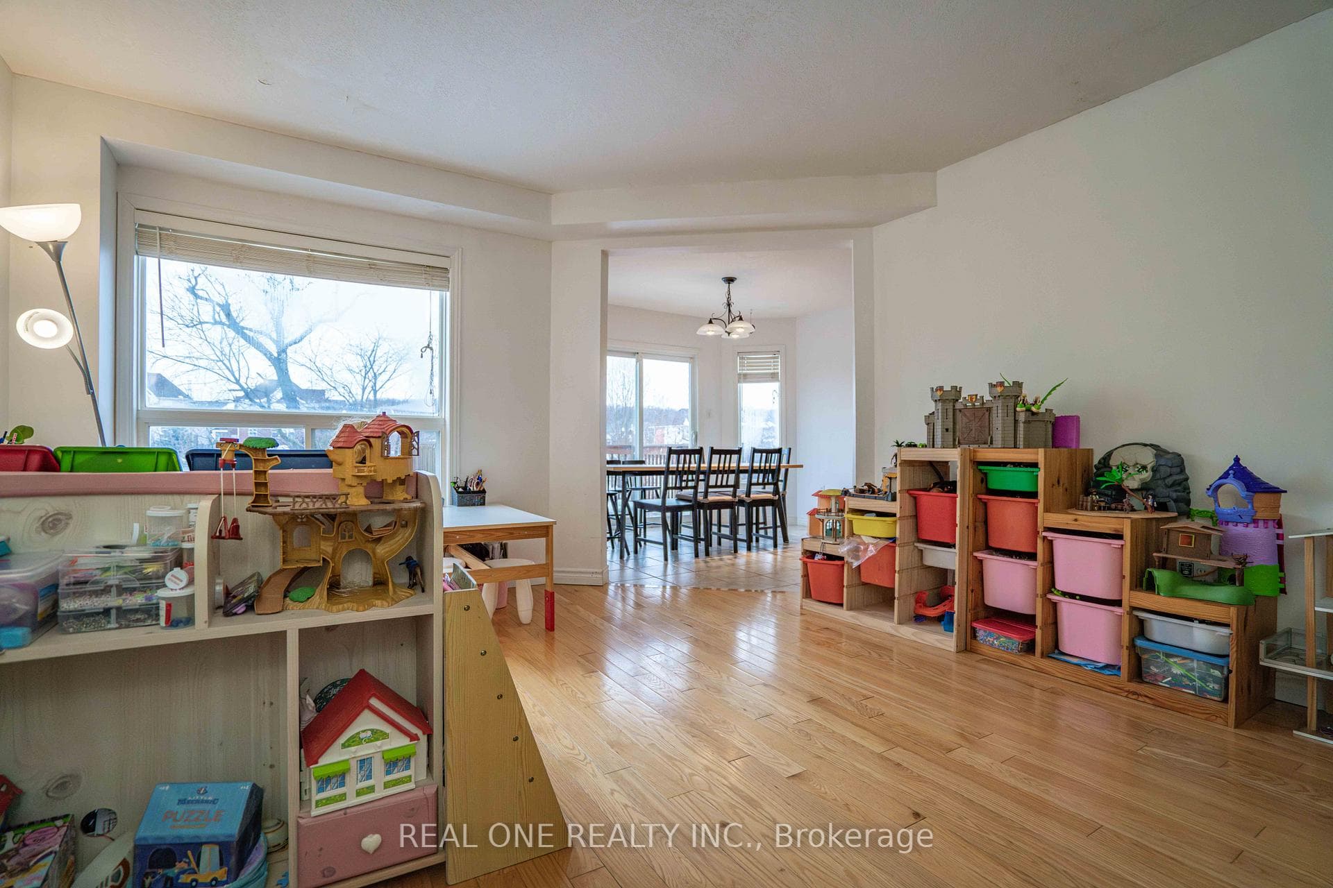 744 Brandenburg Boulevard photo 12