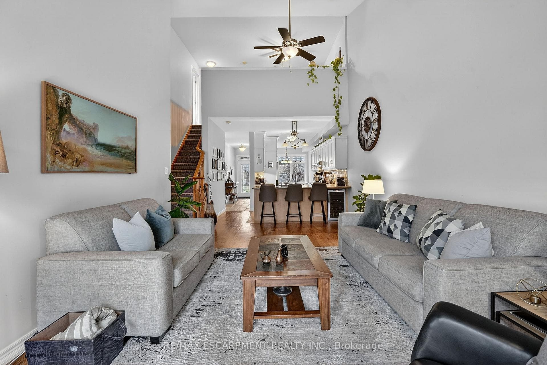 6 Conrad Place photo 5