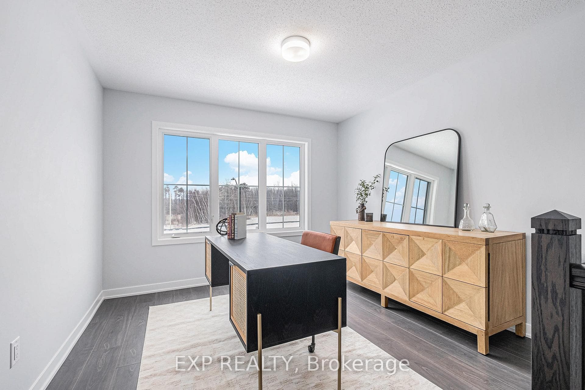 Images are to showcase builder finishes.
