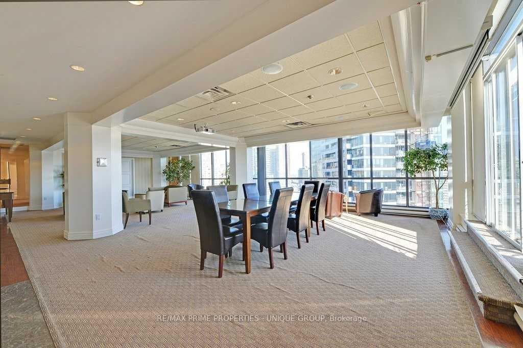 24 Wellesley Street Unit 1508 photo 13