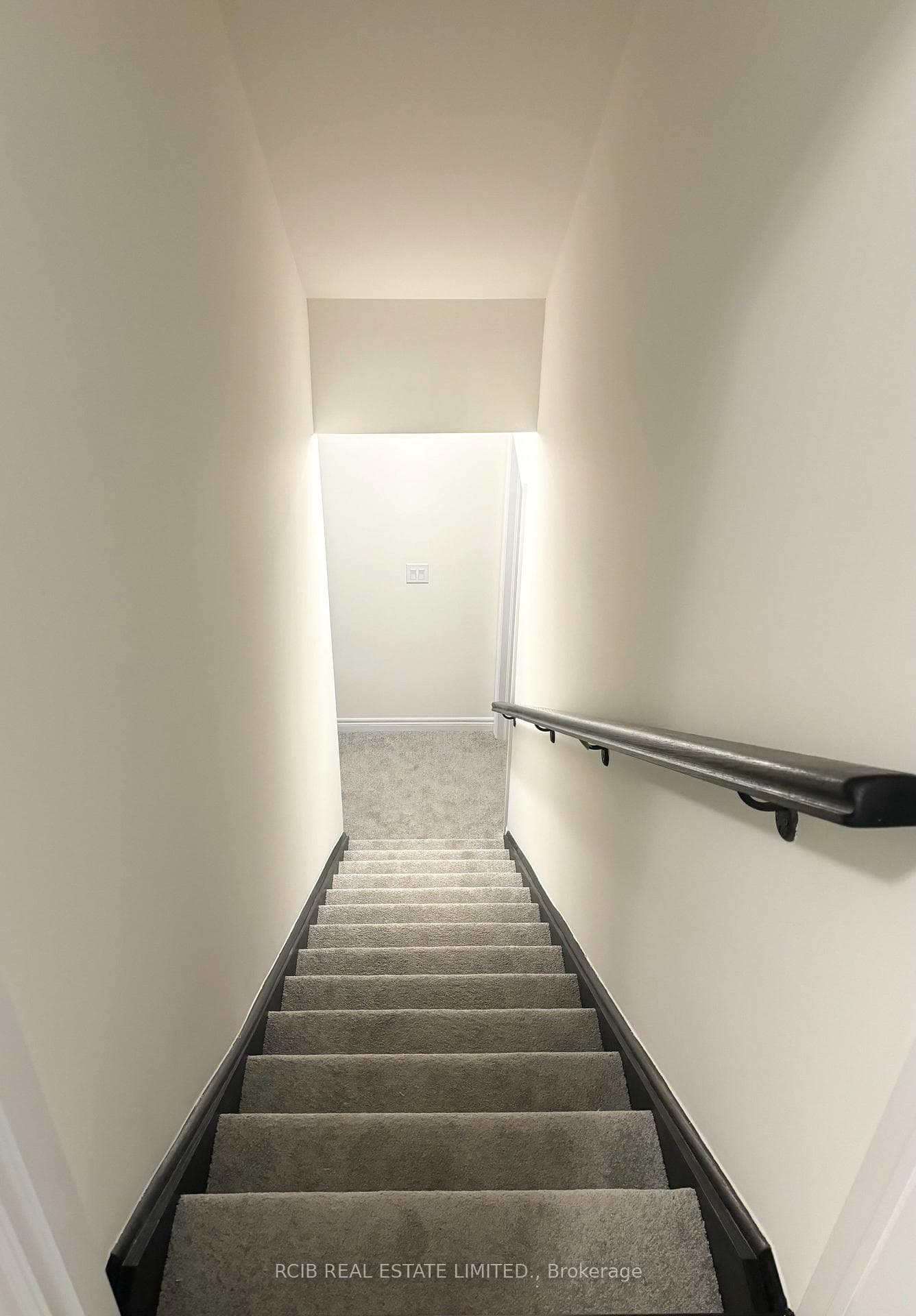 27 Georgina Street photo 10
