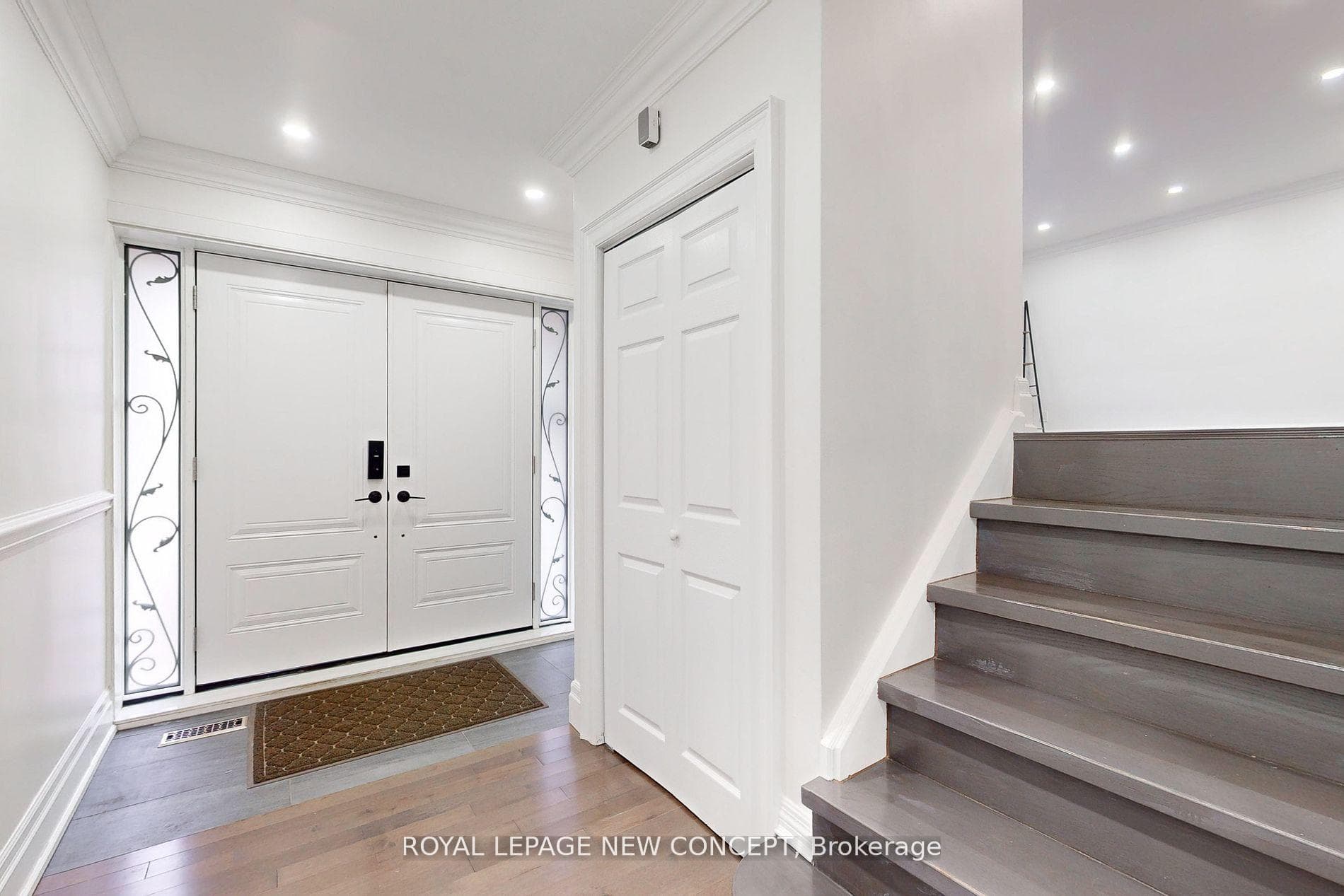 66 Stapleton Drive photo 5