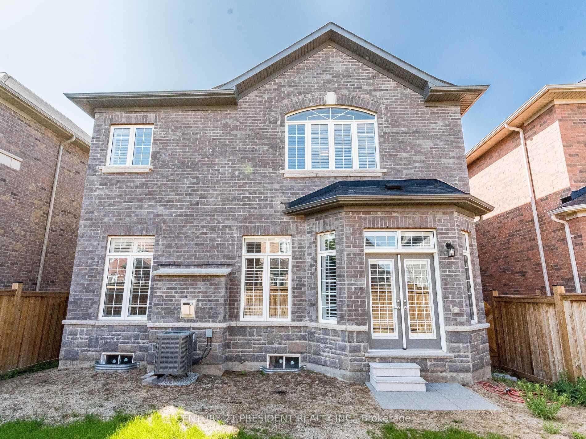 16 Monarch Drive photo 38