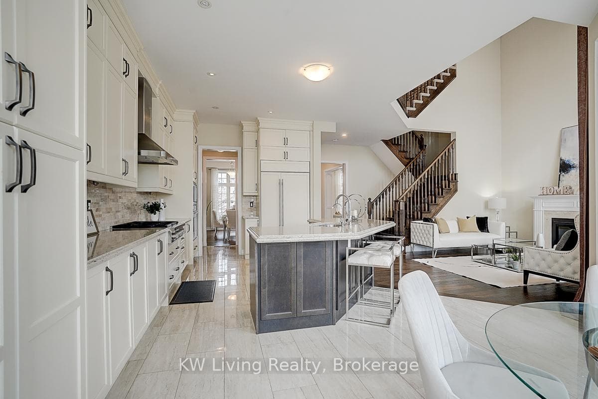 292 Angus Glen Boulevard photo 19