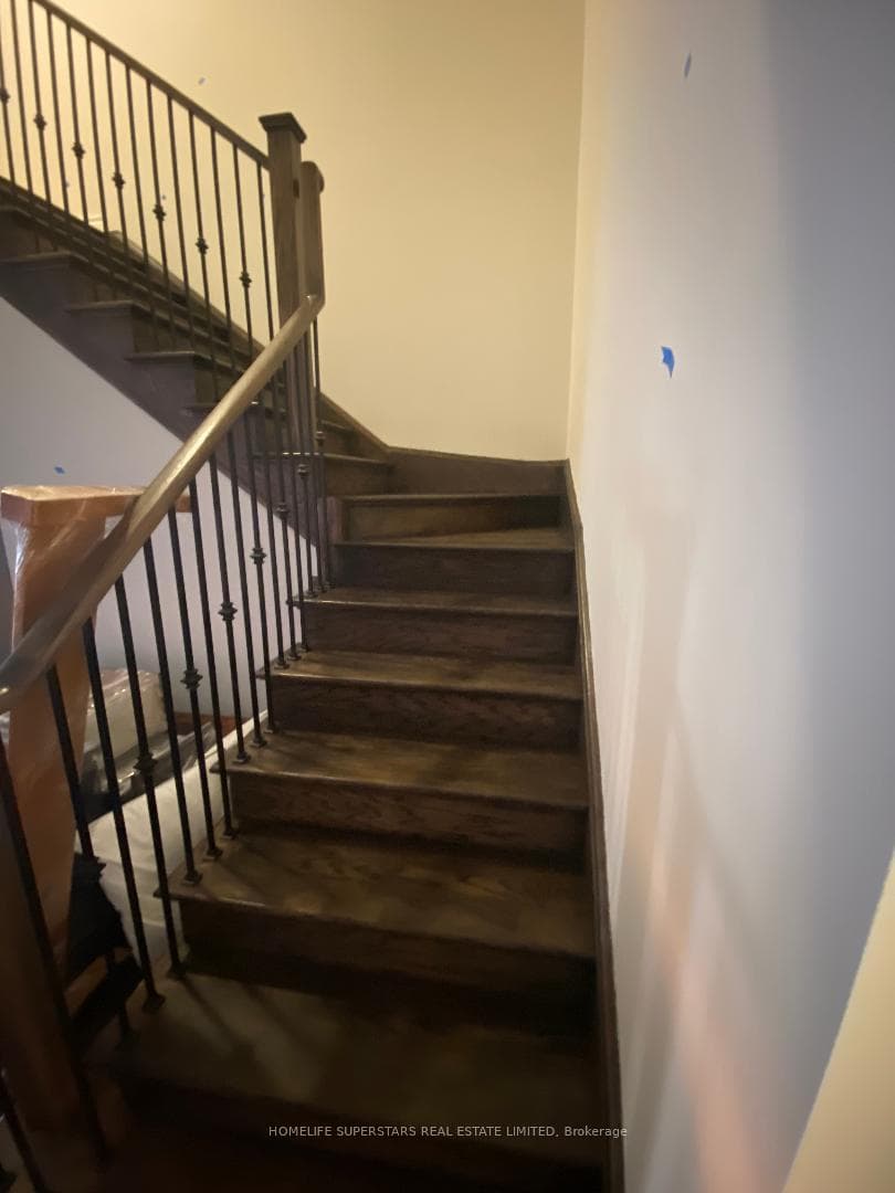 212 Palace Street photo 6