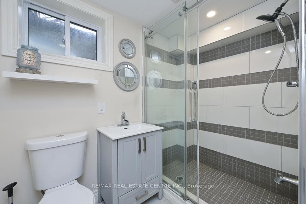 14 Borden Hill Court photo 25