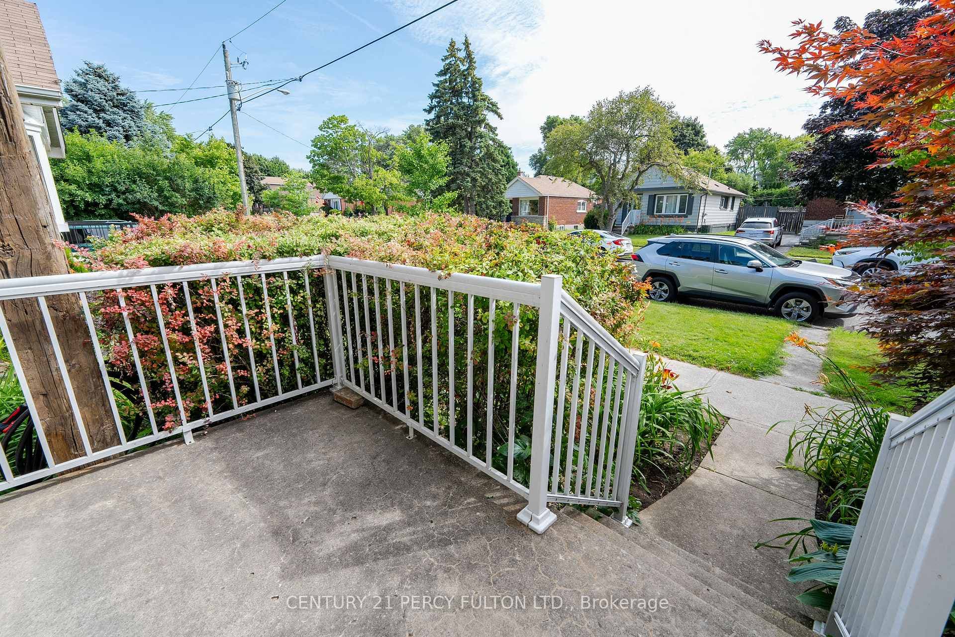 60 Bertha Avenue photo 3