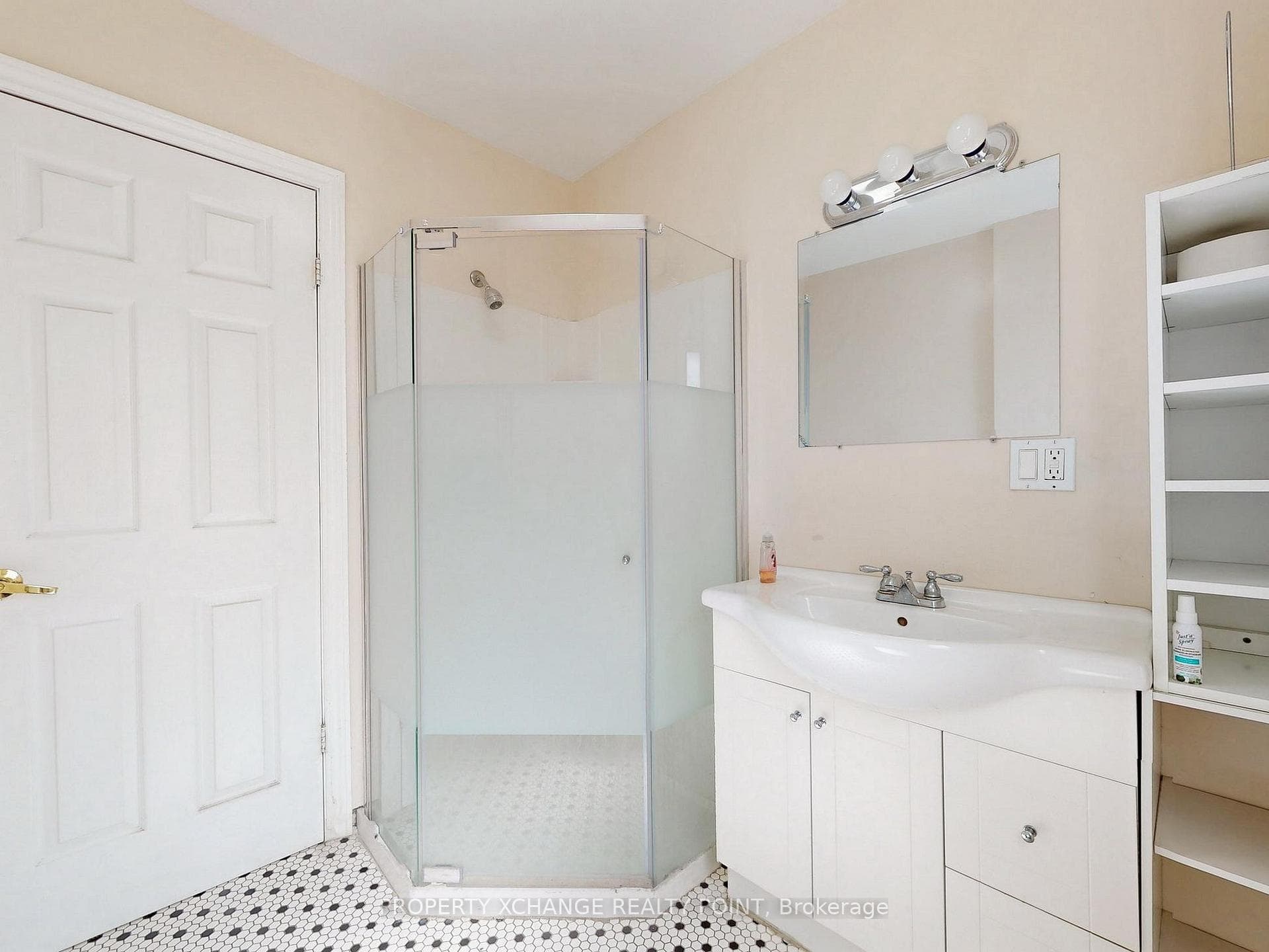 1408 King Street photo 15