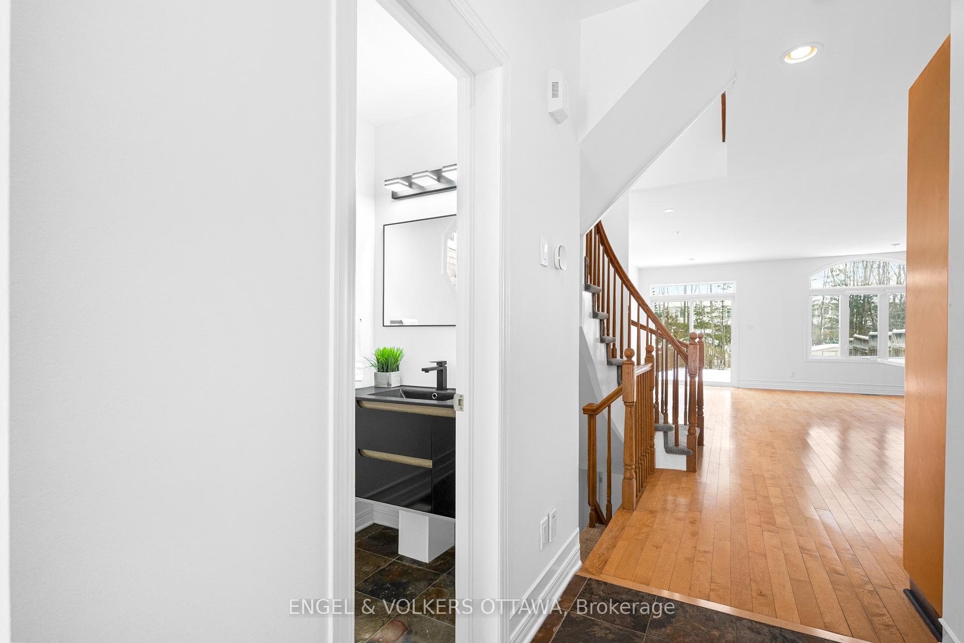 318 PARKIN Circle photo 24