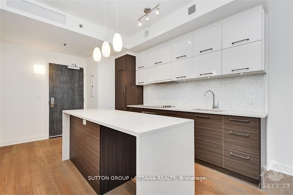 428 Sparks Street Unit 306 photo 9