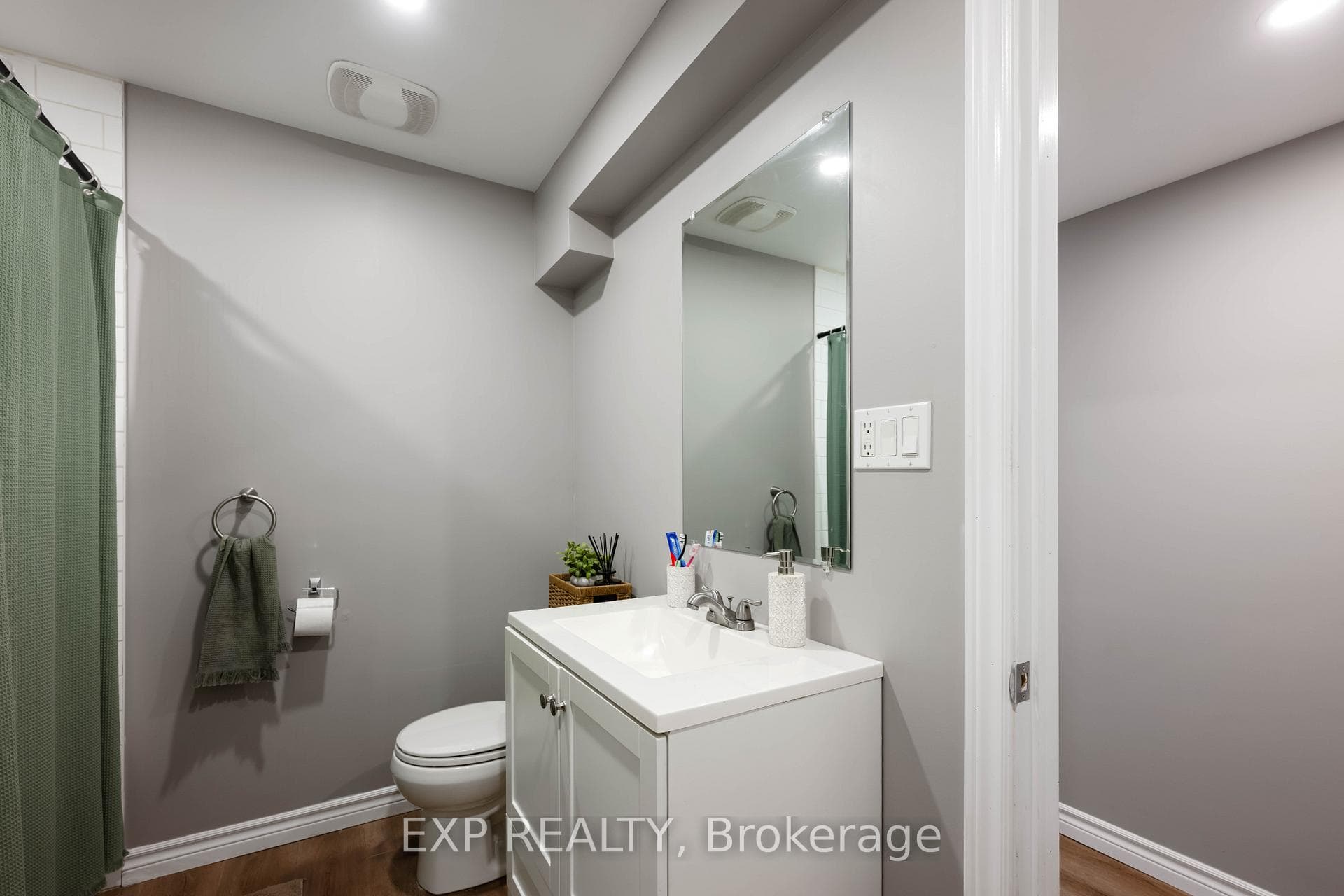 55 William Street photo 41