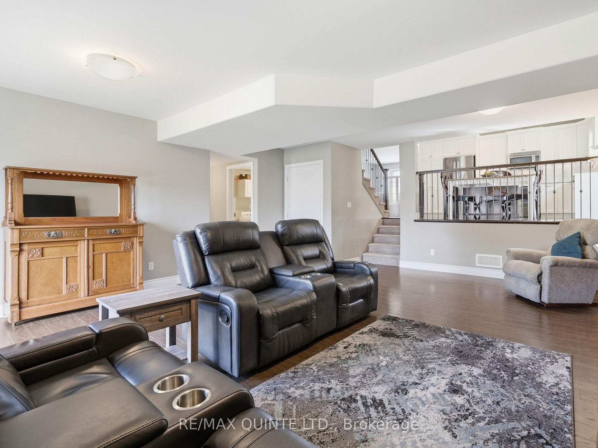 18 Deacon Place photo 35