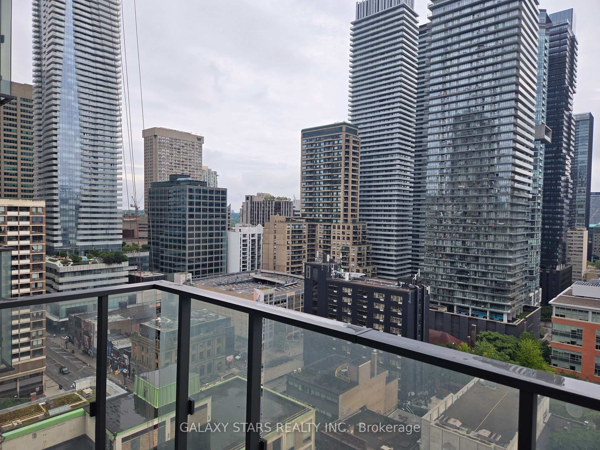 75 St Nicholas Street Unit 1809 photo 11
