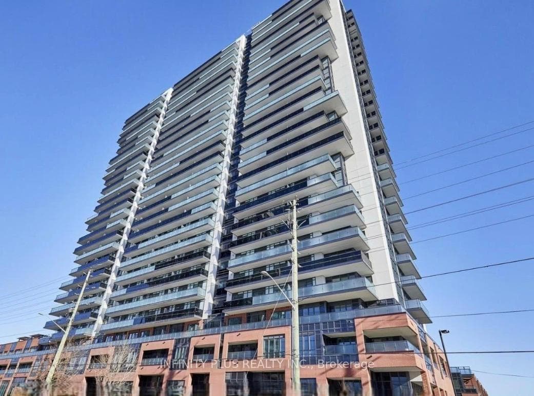 2545 Simcoe Street Unit 521 photo 1