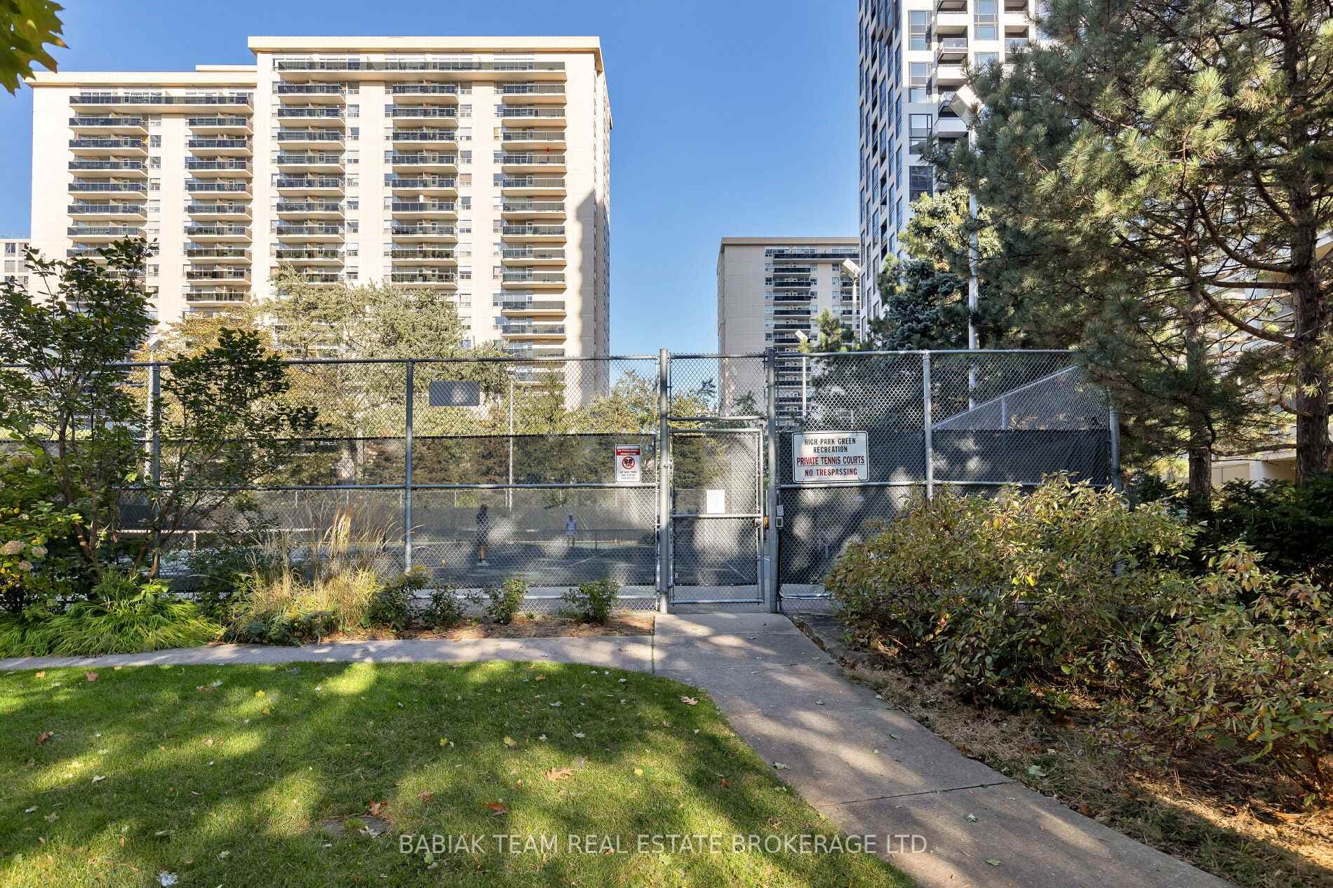 50 Quebec Avenue Unit Ph 7 photo 35
