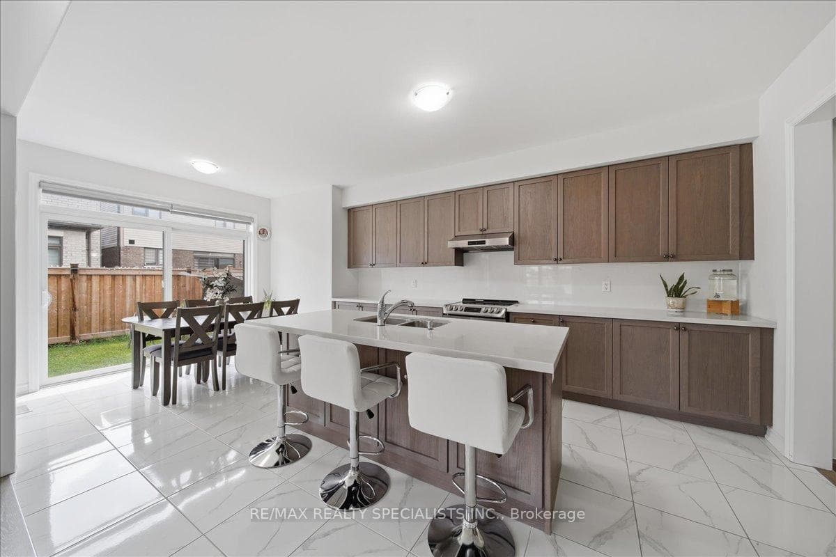 120 Durham Avenue photo 20