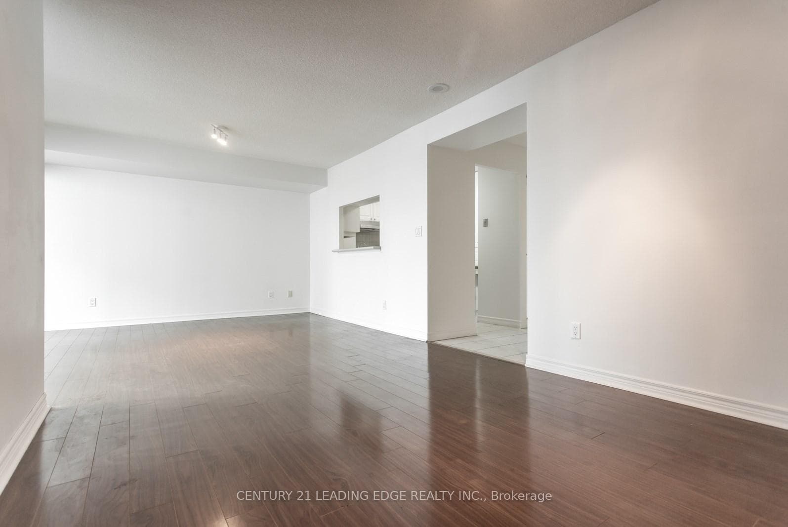 68 Corporate Drive Unit 1830 photo 4