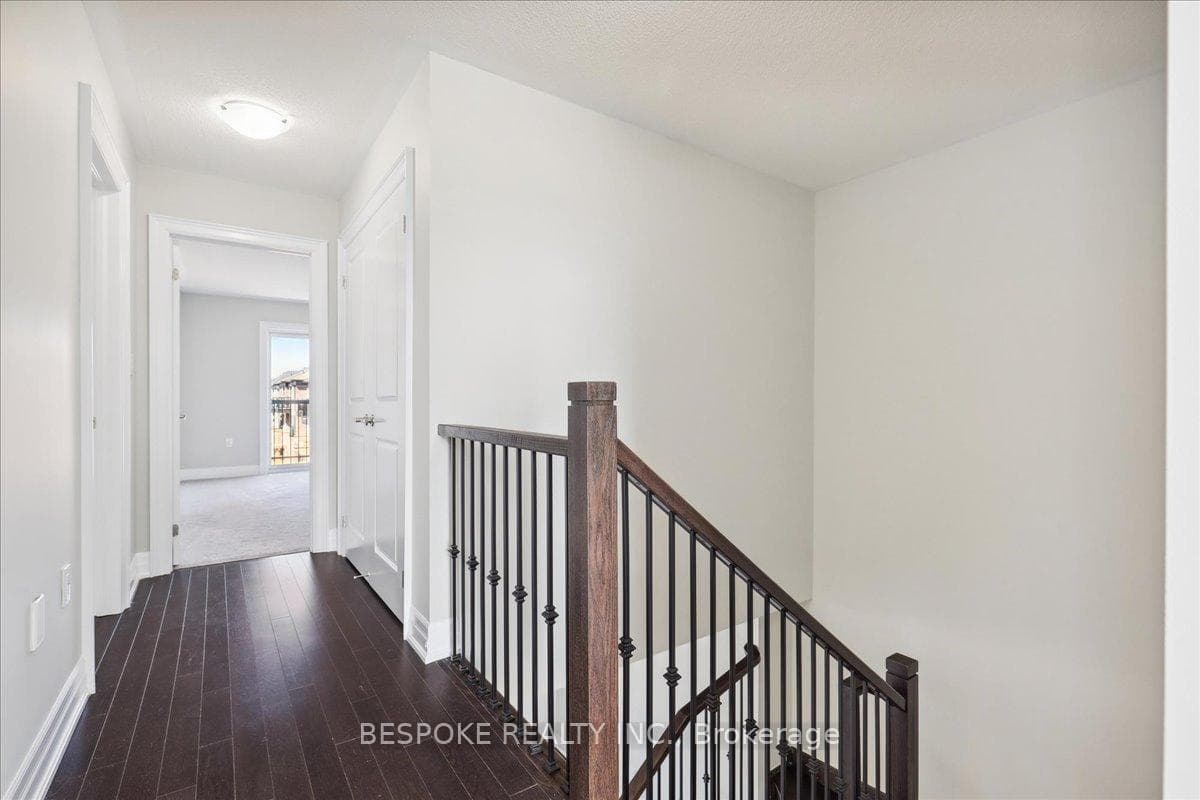 282 Carnwith Drive photo 23