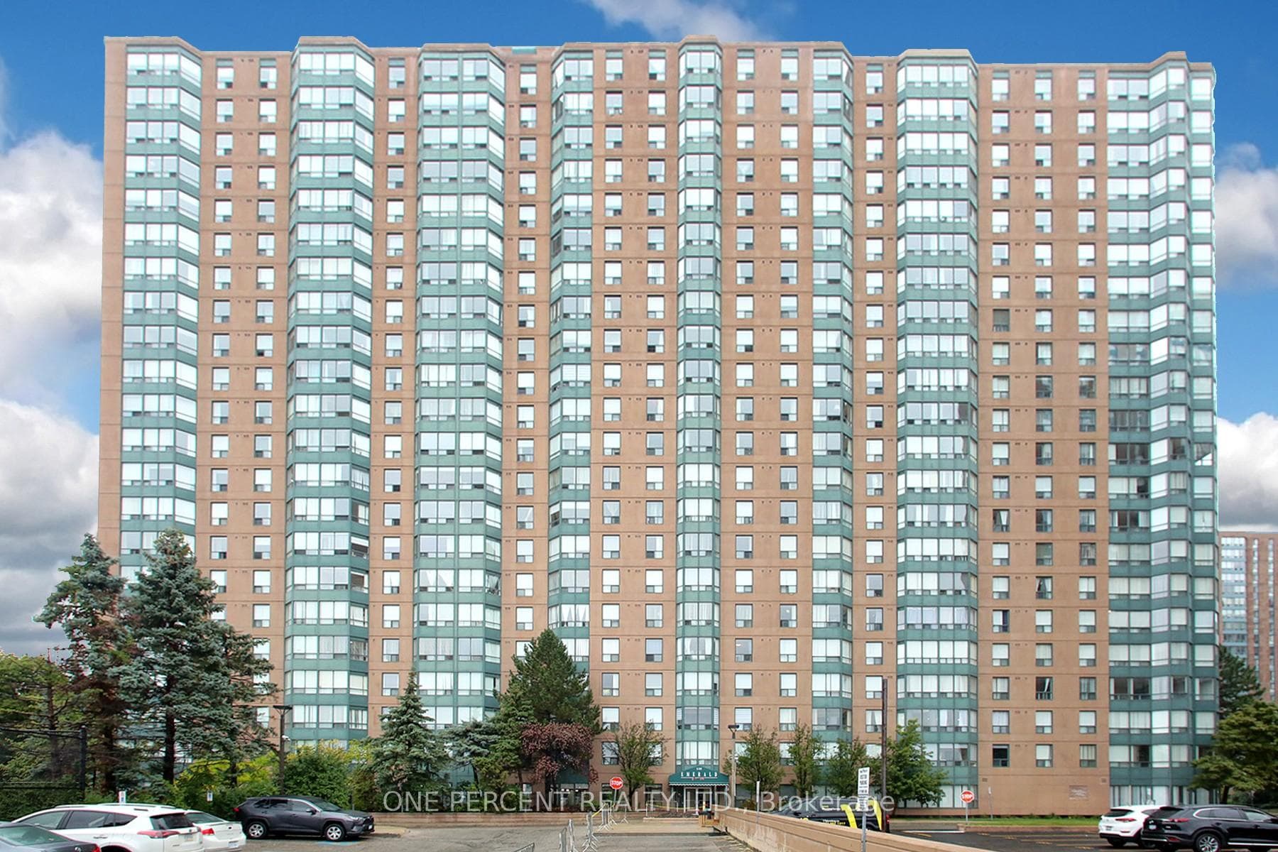 135 Hillcrest Avenue Unit Ph06 photo 1