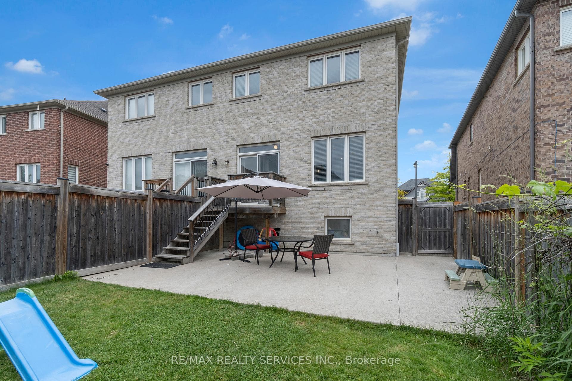 10 Autumn Arbour Road photo 31